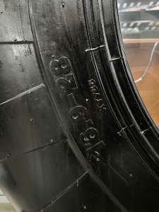 Шины 16.9-28  14PR(440/80-28) для экскаваторов-погрузчиков