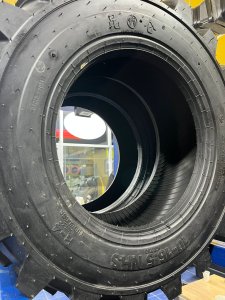 Шина Bobcat 10-16.5 14PR KT755 Kunlun